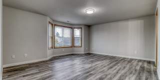 Spacious 4 Bedroom/2.5 Bath Hazell Dell Home! Gallery 26