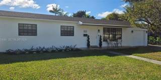 9520 SW 188th Ter Gallery 1