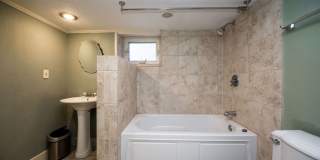 2 Bedroom + Office, 3 Bath in Old Town Fort Collins Gallery 21