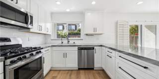 2524 Elden Avenue Gallery 7