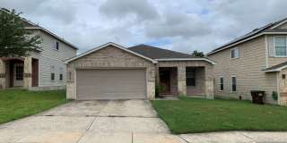 3 Bedroom Single Story Home With An Open Floor Plan! Gallery 1