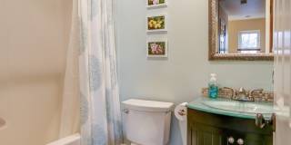 in town Kingston 3 bedroom townhome now available in town Kingston 3 bedroom townhome now available Gallery 13