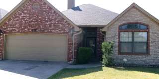 Charming 3-Bedroom Home with Great Features in County Club West Charming 3-Bedroom Home with Great Features in County Club West Gallery 1