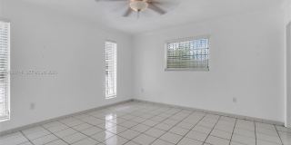1101 SW 17th Ave Gallery 6
