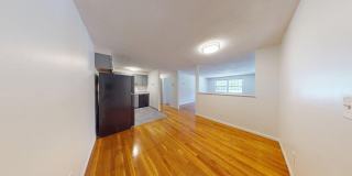 Westside Colonial Gallery 16