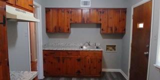 Charming 3 bedroom home - Open To Section 8 Gallery 7