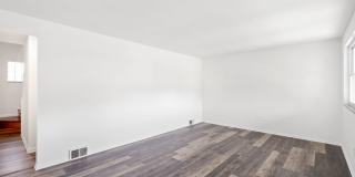 AVAILABLE AUGUST 1ST! DON'T MISS THIS BEAUTIFUL 3 BEDROOM IN WEST MIFFLIN! Gallery 4
