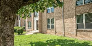Woodmere Gallery 20
