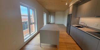 517 W Main Street Gallery 29