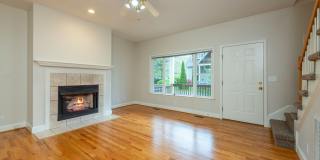 Black Mountain Townhouse Rental! Gallery 13