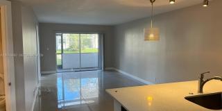 8020 Colony Circle N Gallery 2