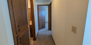 Willow Creek Apartments Gallery 102