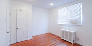 Newly renovated 2 bedroom Gallery 13
