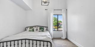2 Bedroom Condo for Rent in Redding CA | Pool, Spa, Fireplace, Balcony Gallery 22