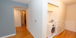 5222 West Belmont Avenue Gallery 5