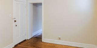 512 W Cornelia Ave Gallery 15