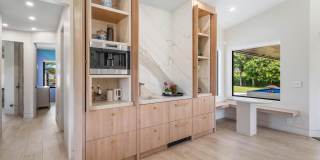 11173 Manatee Gallery 21