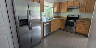 Tri Level, 3 Bedroom For Rent in Port Orchard - Available June 25th! Gallery 6