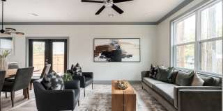 4009 North Indiana Avenue Gallery 35