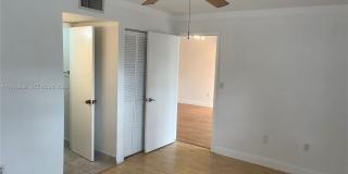 1250 Lincoln Rd Gallery 18
