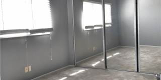 211 Palmer Street Gallery 8