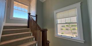 Fabulous Bankers Hill location 3 Bedroom Top-floor duplex unit Gallery 5