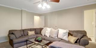 8819 HARDESTY Drive Gallery 26