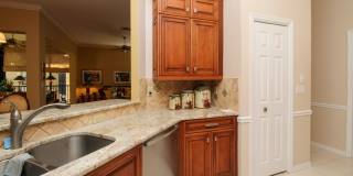 ** THE VINEYARDS SEASONAL ** 2 BED PLUS A DEN\2 BATH 2ND FLOOR COACH HOME READY FOR YOU ** VACATION READY HOME ** Gallery 28