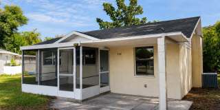 Beautiful 3BR/1BA Lakeland Home with Bonus Room Near Southeastern University! Gallery 3