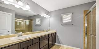 Updated 3 bedroom, 2.5 bath home in Tacoma! Gallery 17