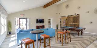 Renaissance Gallery 24