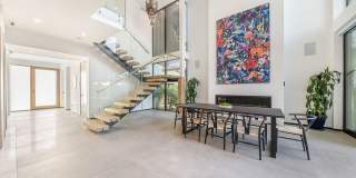 200 N DOHENY Dr Gallery 38