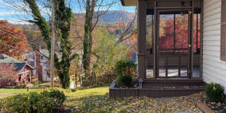 North AVL - Renovated 1920's Home with Separate 1/1 Apartment! Gallery 63