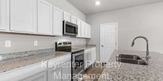 Spacious Home in Fayetteville! Gallery 23