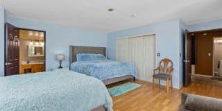 1716 Cedar Gallery 25