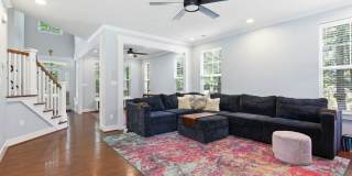 1041 Scenic Boulevard Gallery 10