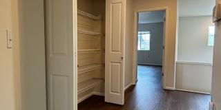 Keep Cool in this Air Conditioned Home in Gated Community! Gallery 8