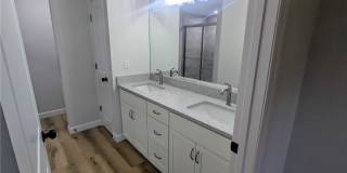 7055 N Neal Terrace Gallery 7