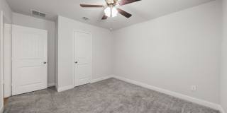 1080 AMBLE OAK Gallery 21
