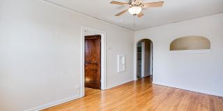The Raleigh Gallery 4