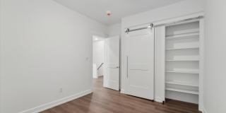 1049 W LANCASTER Avenue 1049 W LANCASTER Avenue Gallery 8