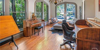 624 E Victory Drive Gallery 9