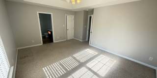 Charming 3BR Townhome in Sought-After Harrisburg Town Center Gallery 24