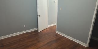 Charming 2BR House in Savannah Gallery 9