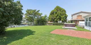 **WATERFRONT RENTAL WITH DEEP WATER ACCESS in Grandview Shores!** Gallery 37