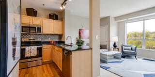 Riverview at Upper Landing Gallery 6