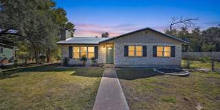 Fantastic 3-Bedroom Home in Bertram Gallery 1