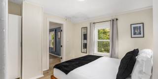 37 Gold Ave Nw Gallery 17