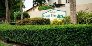 9726 Hammocks Blvd Gallery 1