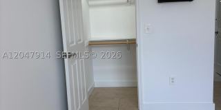 2080 Greenview Shores Blvd Gallery 12